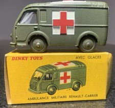 DINKY 80F MILITAIRE AMBULANCE RENAULT CARRIER ORIGINAL BOXED (L215)
