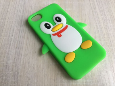 Society6 iPhone5用 G-raff colour キリン ケース GREEN Cute Penguin Silicone Soft Phone Case Cover Skin For