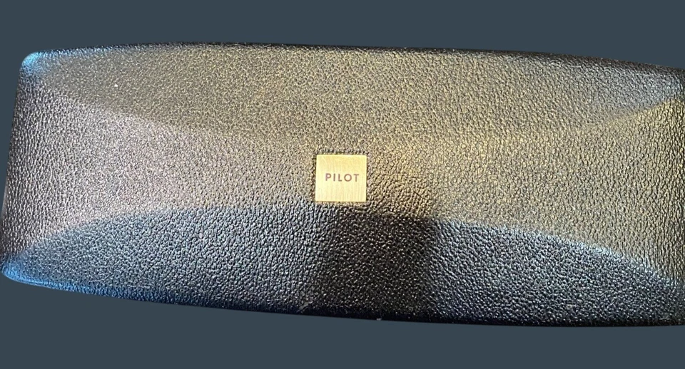 Pluma Estilográfica Pilot G-500 Oro 14K Plumín Laca Negra con Estuche De Colección Japón Curiosidad Foto 2 de 4