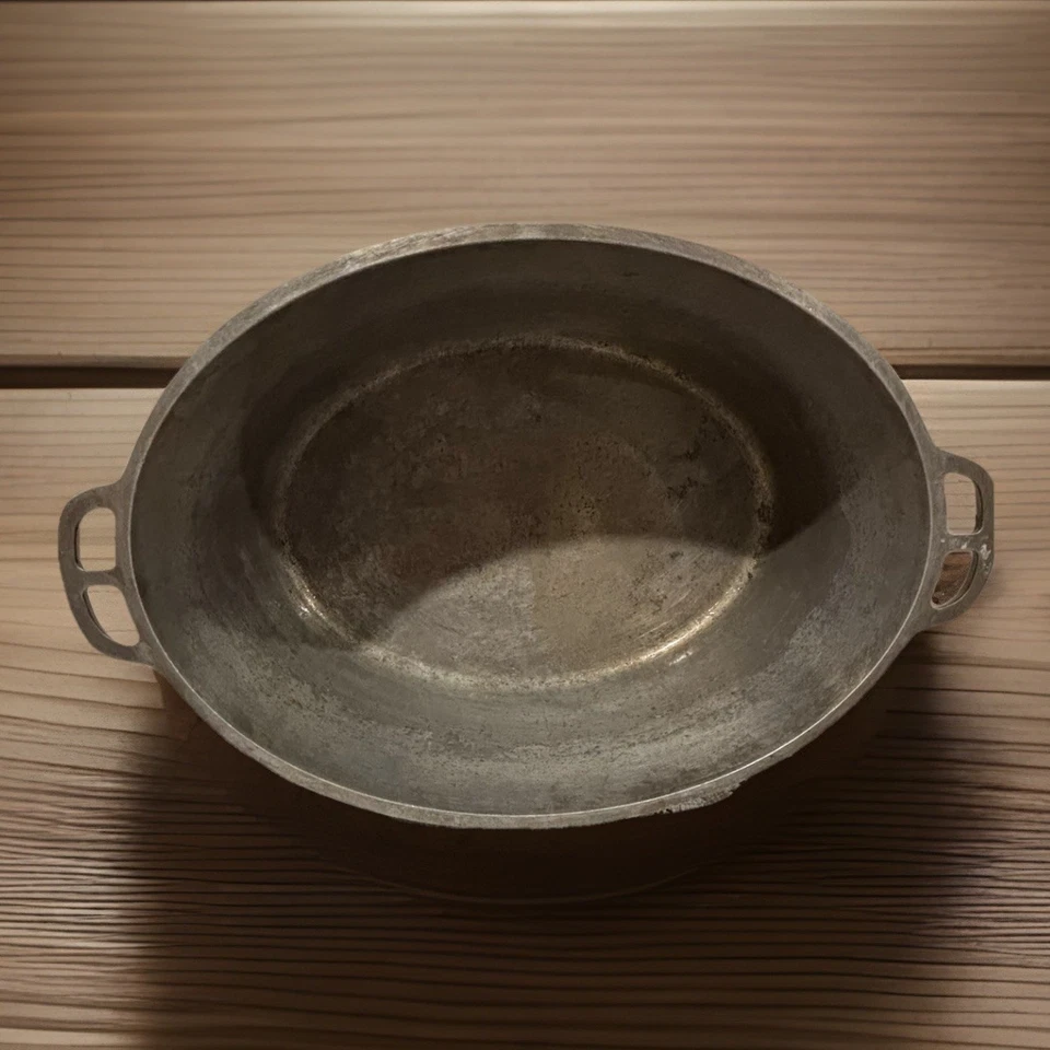 Vintage Therm-O-Craft 8 qt Aluminum Roaster With Lid ~ Dutch Oven - Image 3 of 4