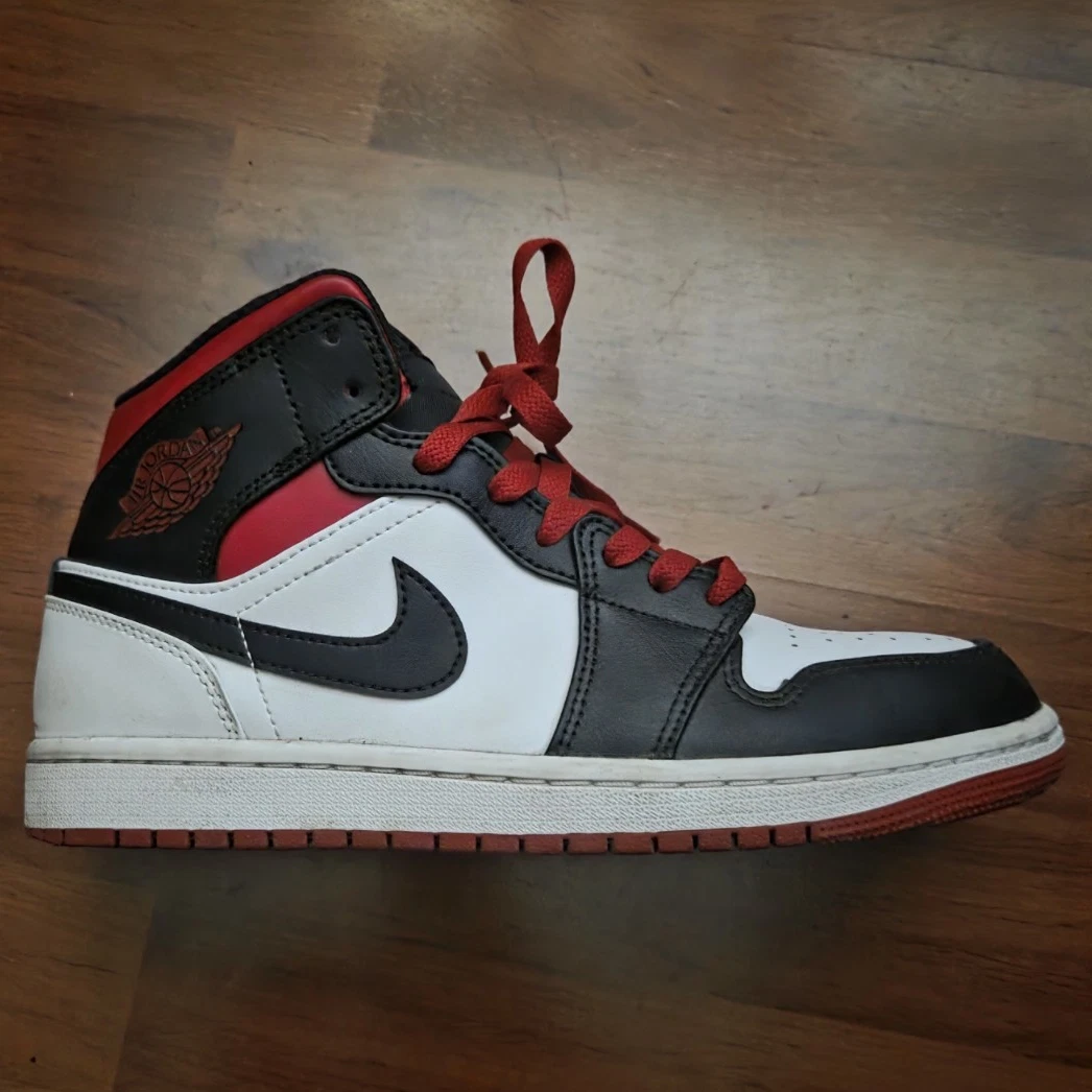 Jordan 1 Mid Gym Red Black White for Sale | Authenticity