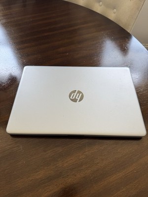 HP 15.6  Touchscreen Laptop, Intel i5, 12GB RAM, 256GB SSD, Windows 11 Home-USED