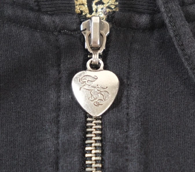 Sudadera con capucha Y2K Twisted Heart For Wynn con cremallera corta estrás talla M Foto 2 de 4