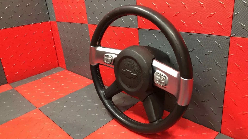 Volante Chevy SSR 2003-06 ébano (192) con cargado Foto 4 de 4