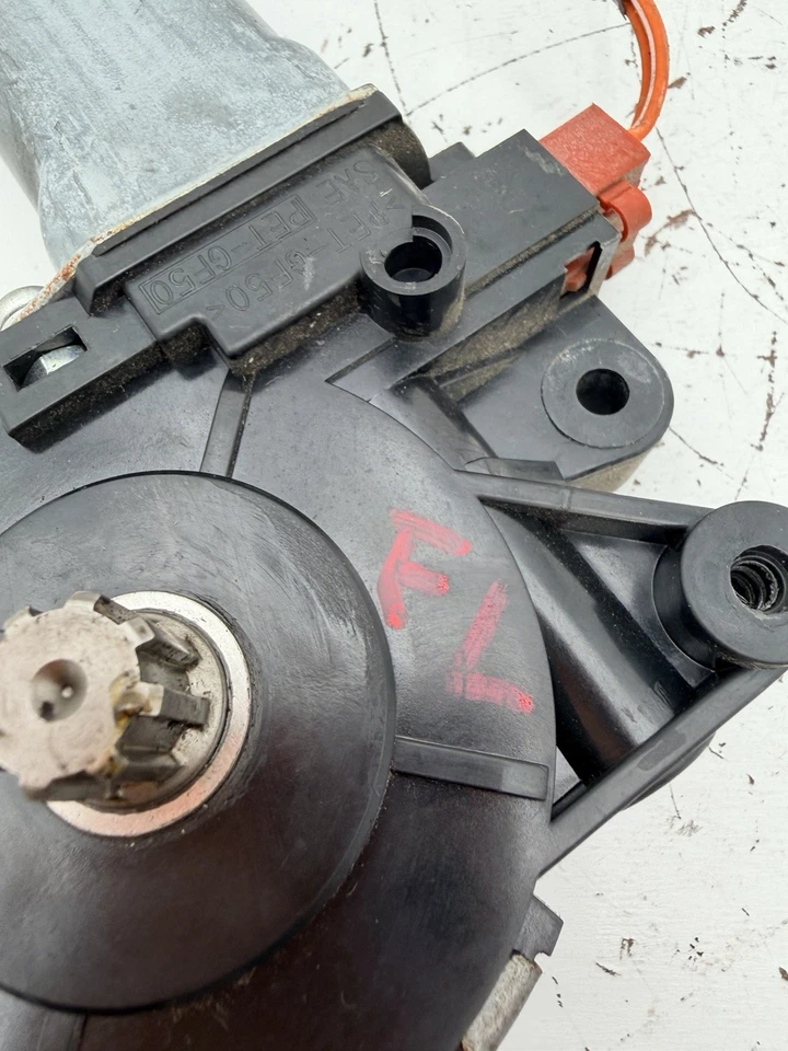 Front Left Power Window Motor for 2004-07 Dodge CARAVAN OEM - Image 4 of 4