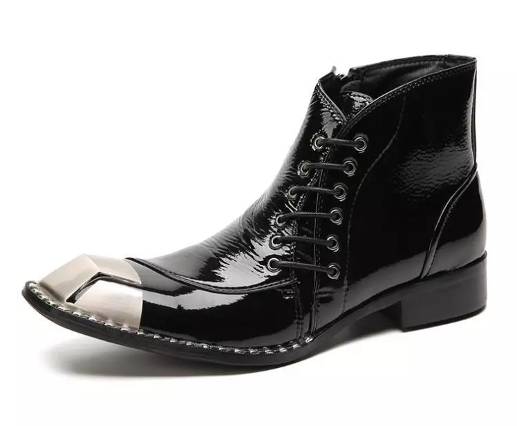 Square toe shoes shop out of style