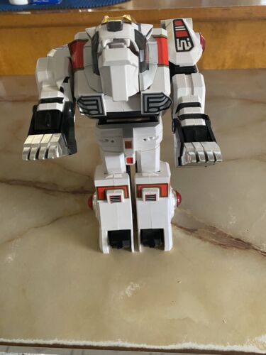 White Power Ranger Transformer - Picture 1 of 2
