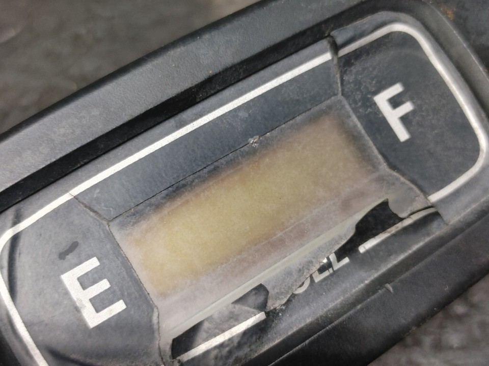 Yamaha WaveRunner III GP 700 61X Gas Fuel Level Gauge Meter Display