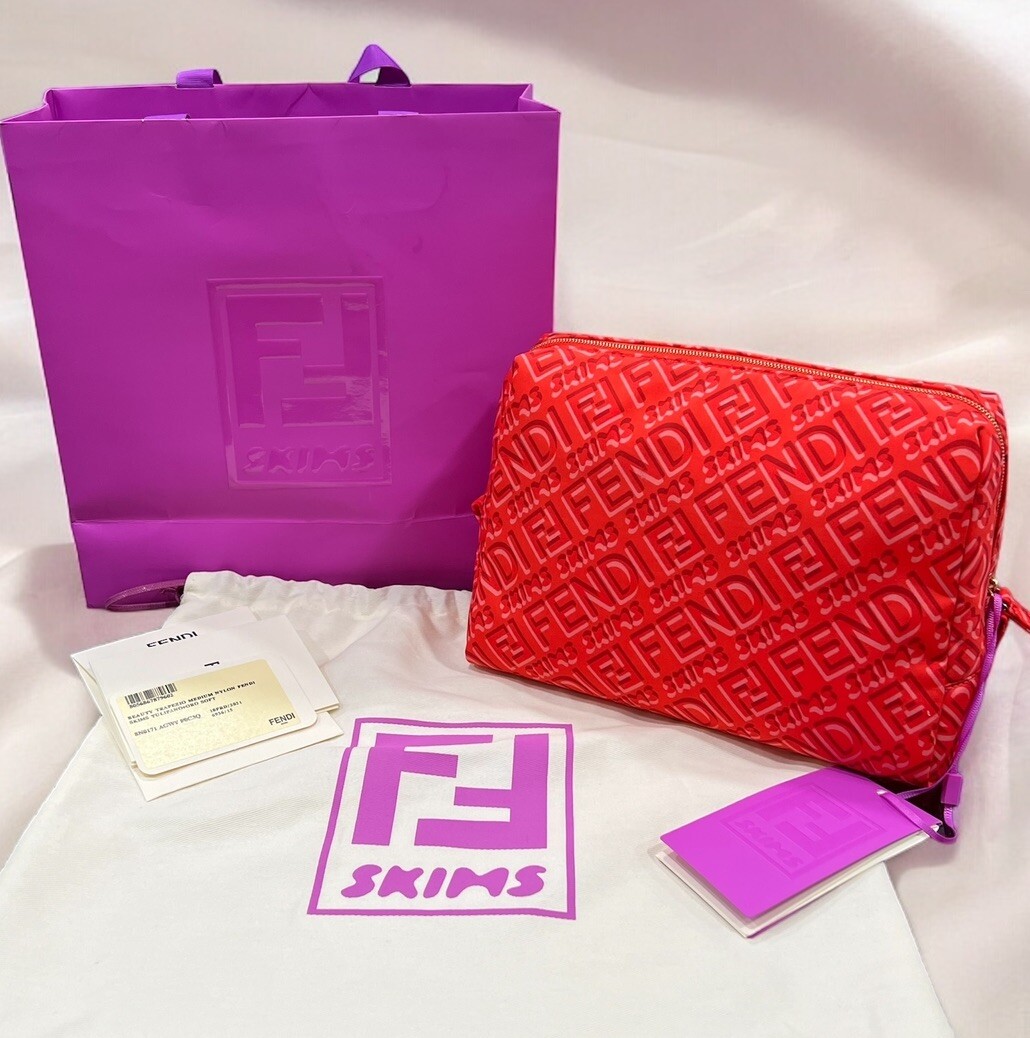New Fendi X SKIMS FF Nylon Medium Cosmetic Trapezio Beauty Bag