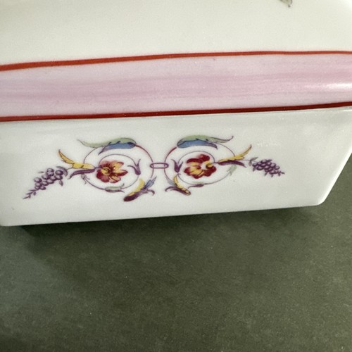 NEU VINTAGE ELIZABETH ARDEN MEMOIRE CHERIE STAUBPULVER in PORZELLANBOX - Bild 8 von 8