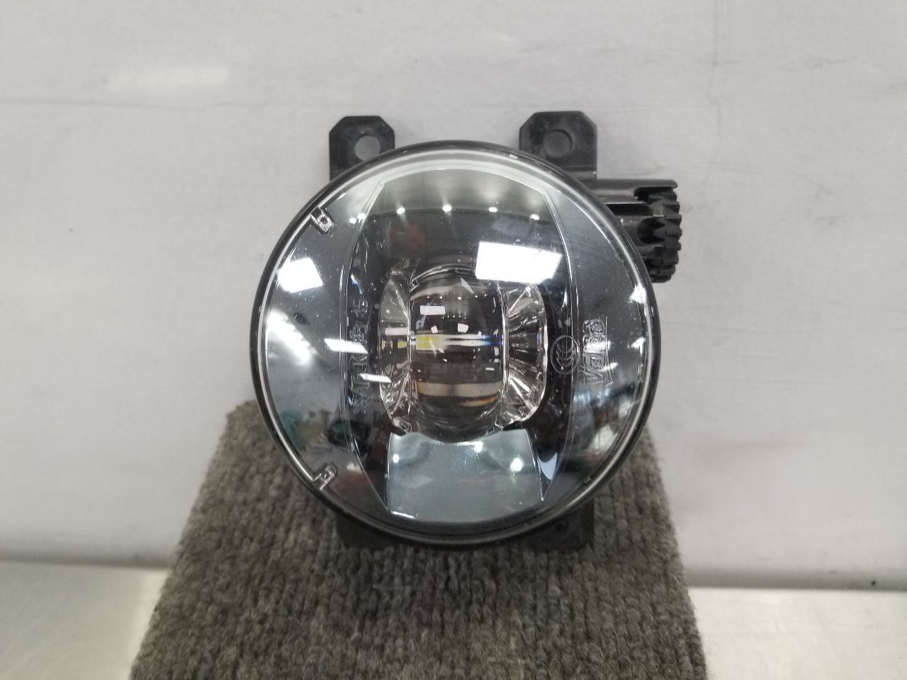 Maserati Levante LEFT Driving light