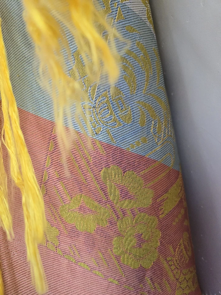 Vintage 40's Taj Mahal Silk Brocade Piano Scarf Tablecloth Shawl 32" plus Fringe - Image 2 of 2