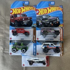 Hot Wheels Humvee 1988 Jeep Wagoneer Chevy Blazer 4x4 Bogzilla Dune It Up Hot Wheels Humvee 1988 Jeep Wagoneer Chevy Blazer 4x4 Bogzilla Dune It Up