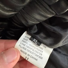 Vintage Women's Cropped Leather Puffer Jacket - Size M