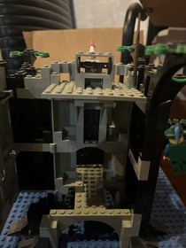 LEGO CASTLE 6077 Forestmen's River Fortress COMPLETE w/ Box and Instructions