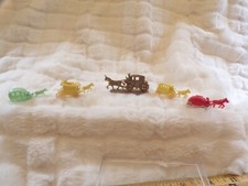 VTG Miniature Set of 5 Stage Coach Plastic Toys