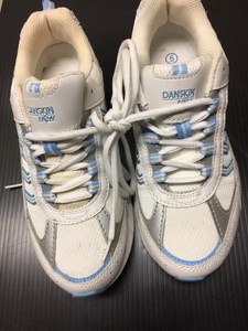danskin now sneakers