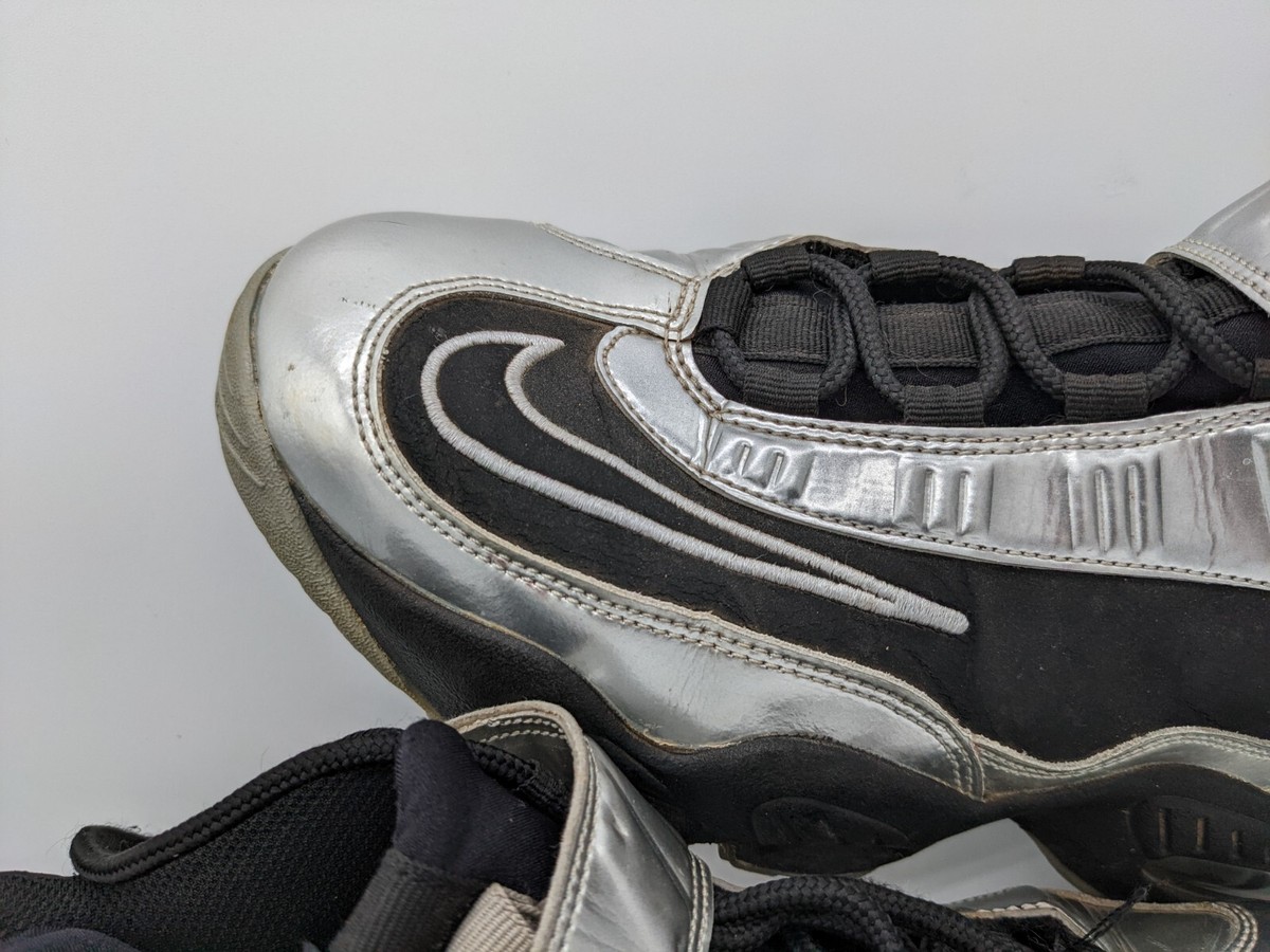 black and silver griffeys