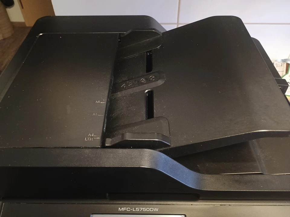 Brother MFC-L5750DW S/W WLAN Gebraucht Rechnung Mit 1 Jahr Garantie - Bild 2 von 4