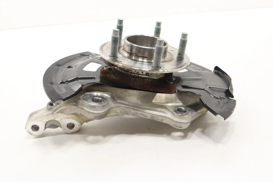 Buick Encore GX 2020-2026 suspensión delantera lado izquierdo husillo nudillo y buje OEM Foto 2 de 4