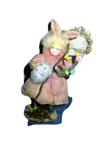 Antique cotton Easter bunny -doll/ tinsel -porcelain head - ornament -  - Afbeelding 1 van 2