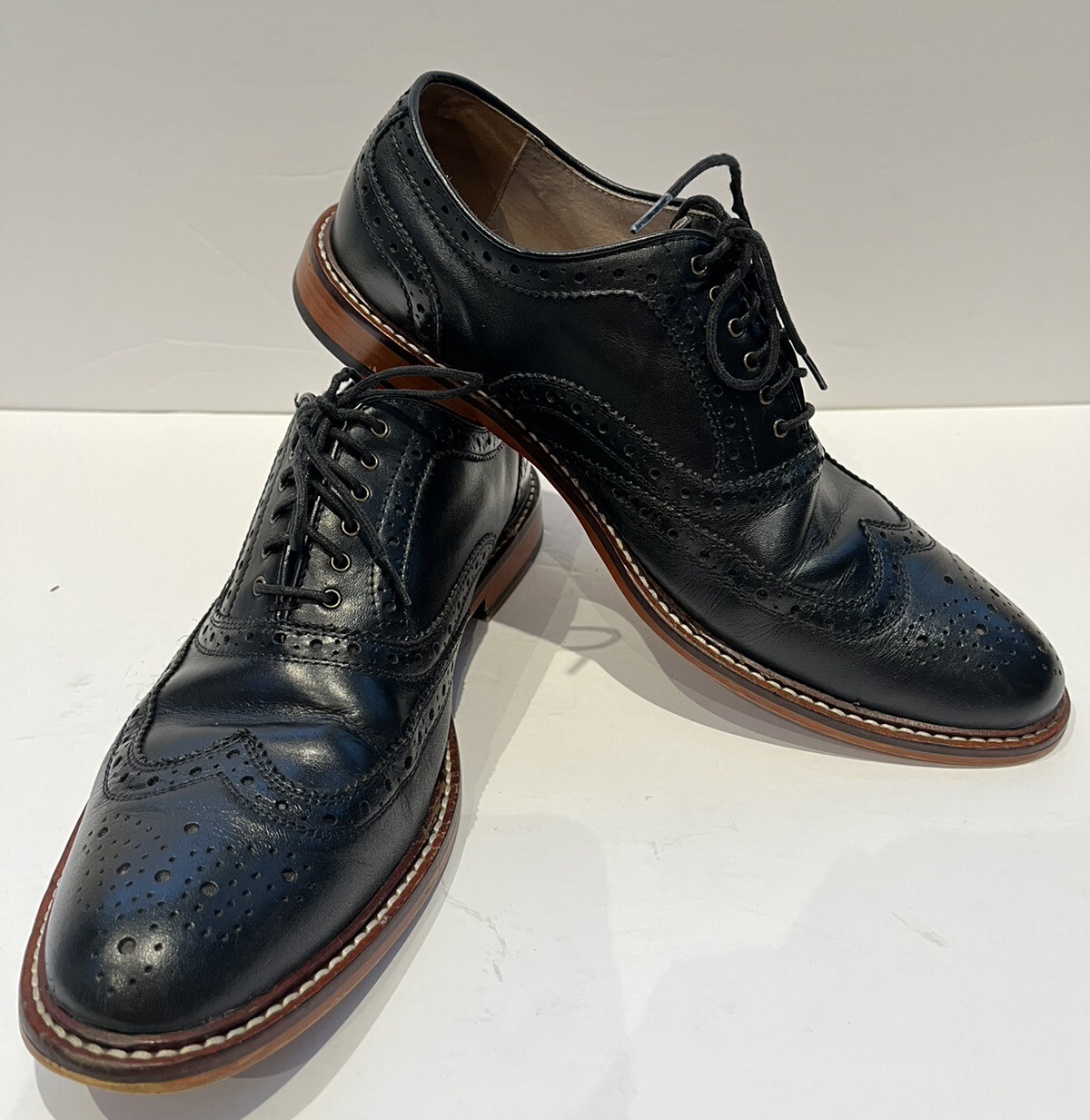 aston grey wingtip boots