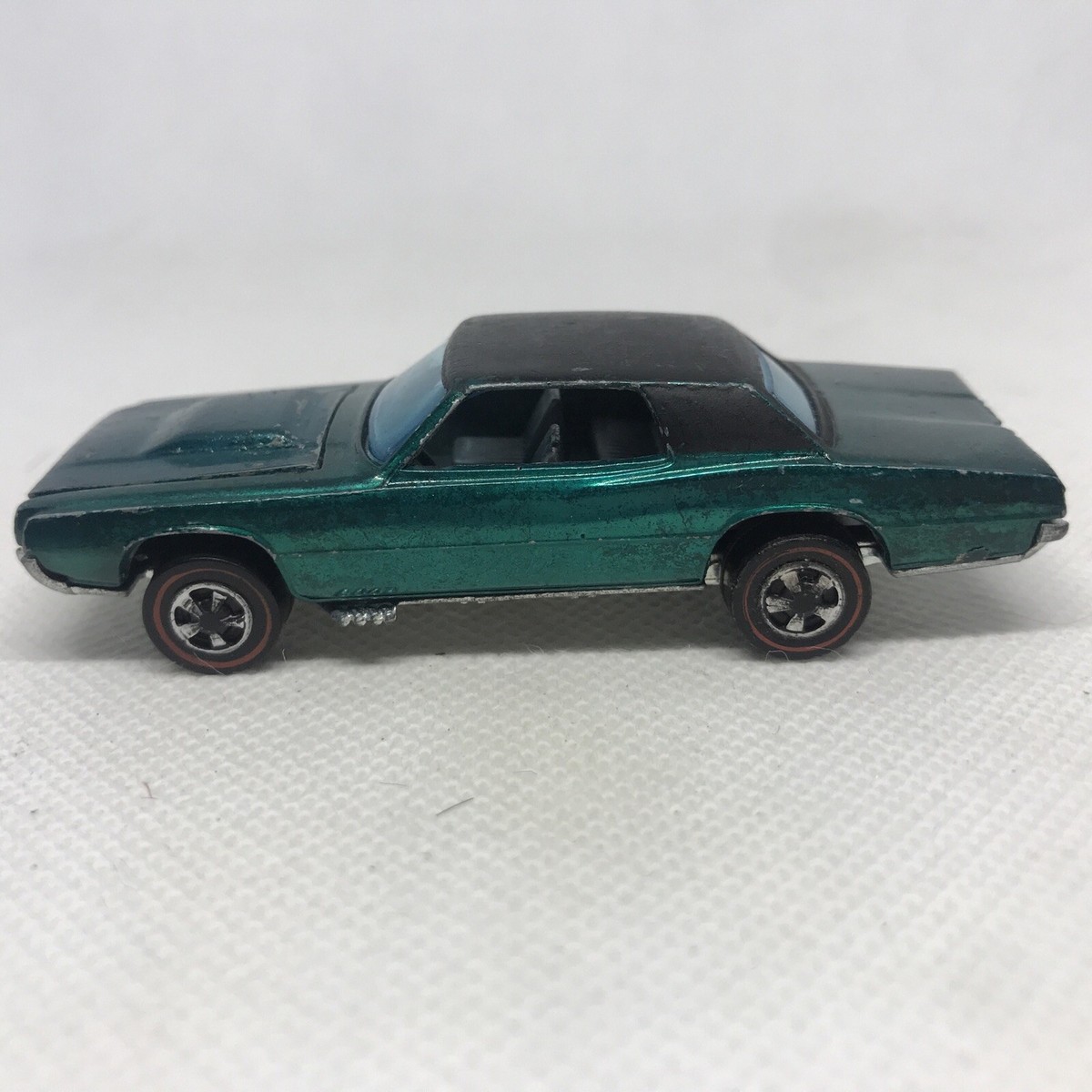 Hot Wheels Redline Custom T-Bird Car 1967 Aqua Silver Int. Made In