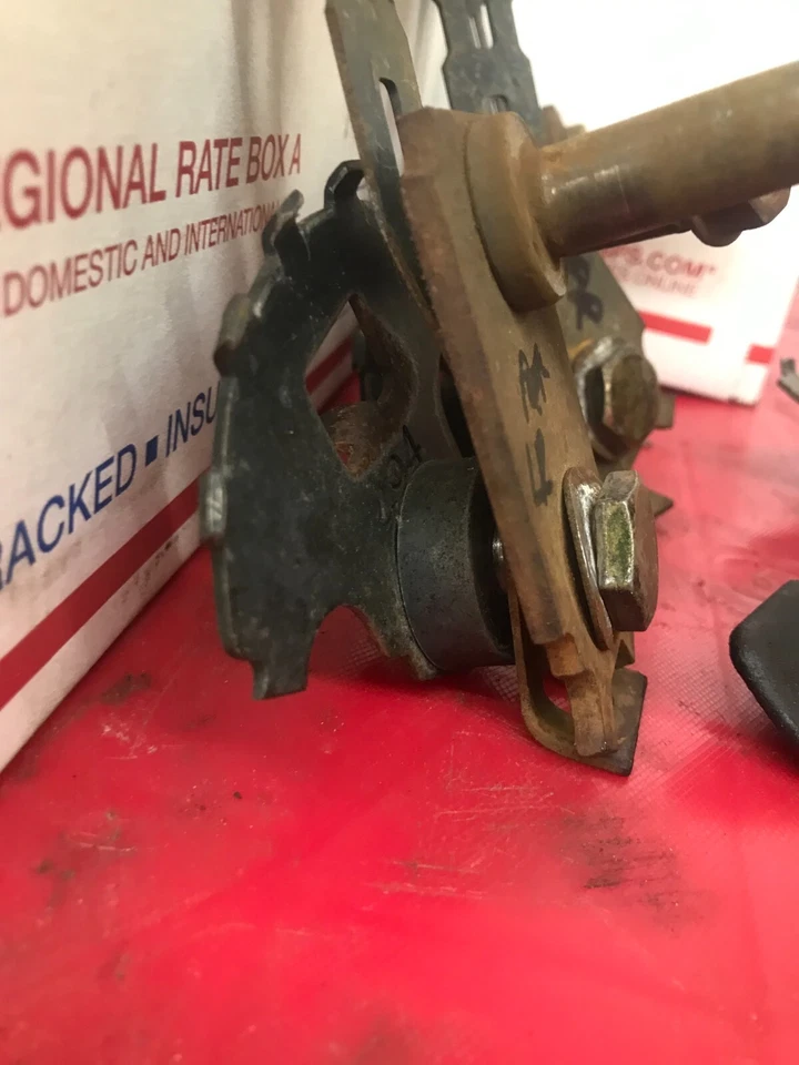 Weed Eater 961140014 Gas lawn mower front & rear deck height adjusters - Image 2 of 4