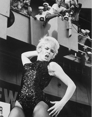 Miss Joey Heatherton rocks out Bob Hope Show 8"x10" Vietnam War Photo