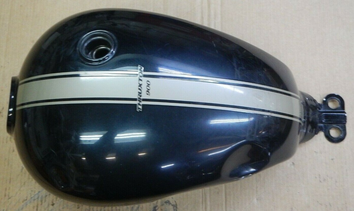 2011 Triumph Thruxton 900 Fuel Tank Gas Tank T2403154-PR