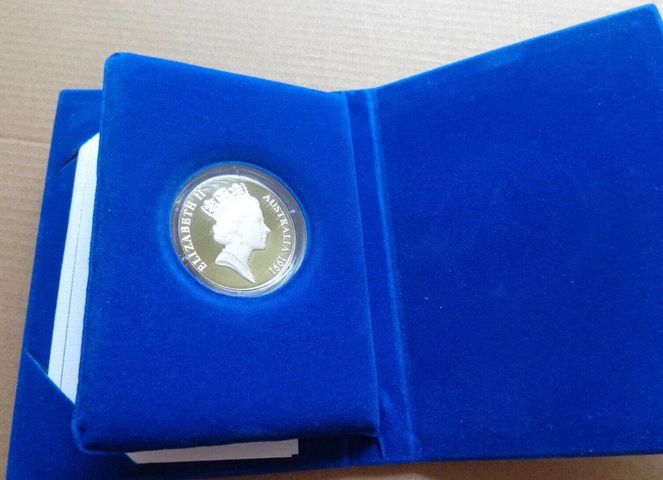 Australia proof coin 1991 - $10 Birds of Australia Jabiru .925 Silver  (cw) - Image 4 of 4