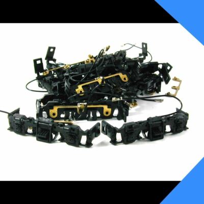 BLOMBERG TYPE 'B' SIDE FRAMES WITH STANDOFF DETAILS , PICKUPS (16 Each) HO SCALE