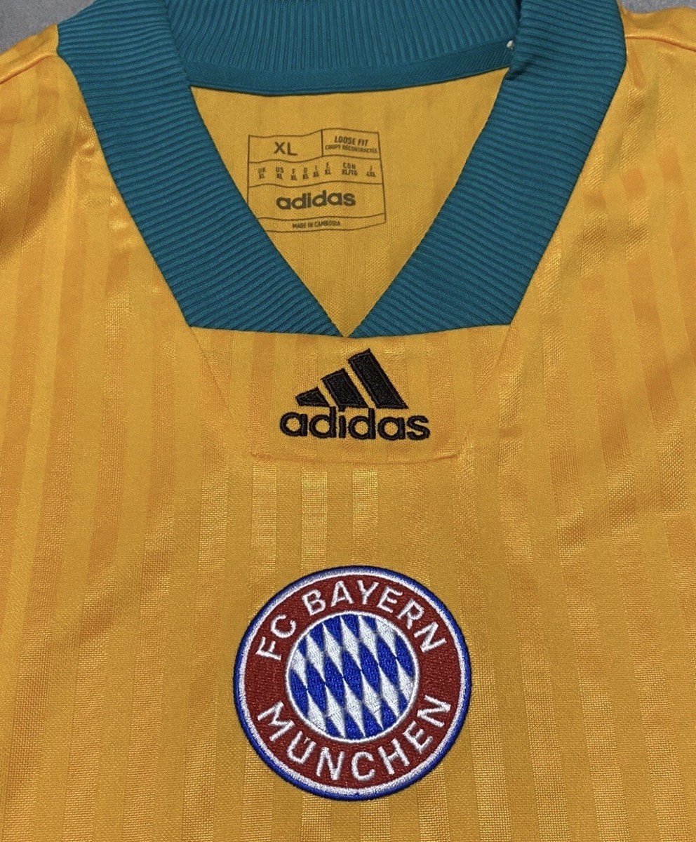 Adidas Bayern Munich Germany Football Icon Soccer Jersey Mens Med