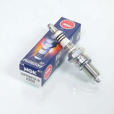 Bougie d'allumage NGK pour ULM Yamaha 250 X-MAX R BLACK Après 2009 Neuf - Photo 1/4