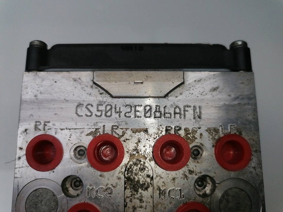 Photo 2/5