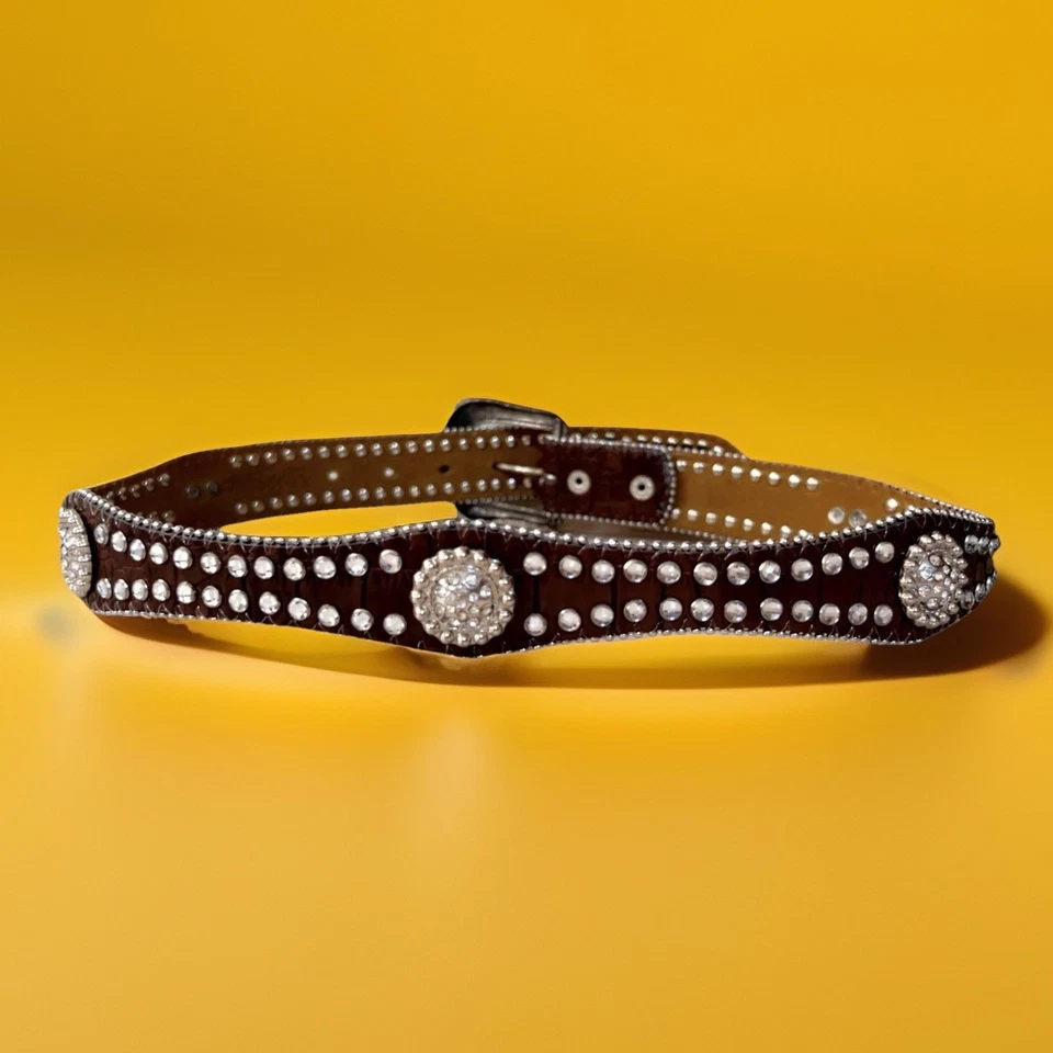 "Cinturón de cuero genuino con pedrería y conchos adornados Nocona Western talla 28""" Foto 2 de 4