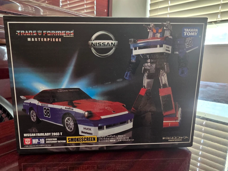 NUEVO SELLADO Transformers Obra Maestra MP-19 Pantalla de Humo Figura de Acción Takara Tomy Foto 2 de 4