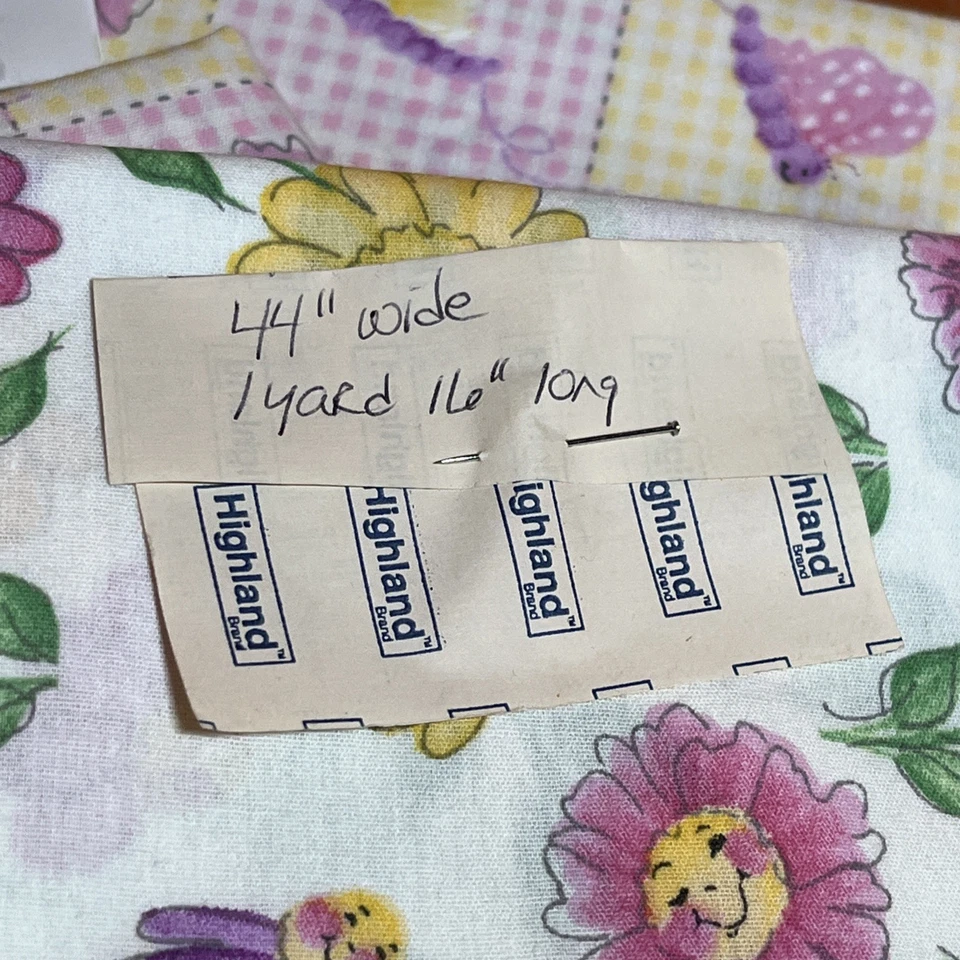 Lot of 2  Flower Party Small Tossed Flowers Daisy Kingdom Fabric Donna Dewberry - Image 3 of 4