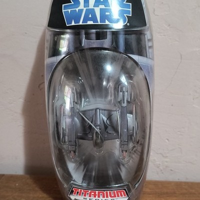 Hasbro Star Wars Titanium Series P-38 Starfighter IG-100 MagnaGuard Clone Wars