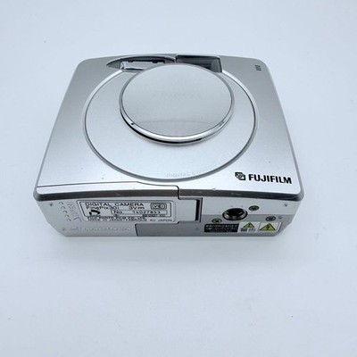 FUJIFILM FinePix 30i Silver Digital Camera Used Japan | eBay