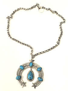 1960s-70s MODE-ART Faux TURQUOISE Silver Tone SQUASH BLOSSOM Pendant Necklace