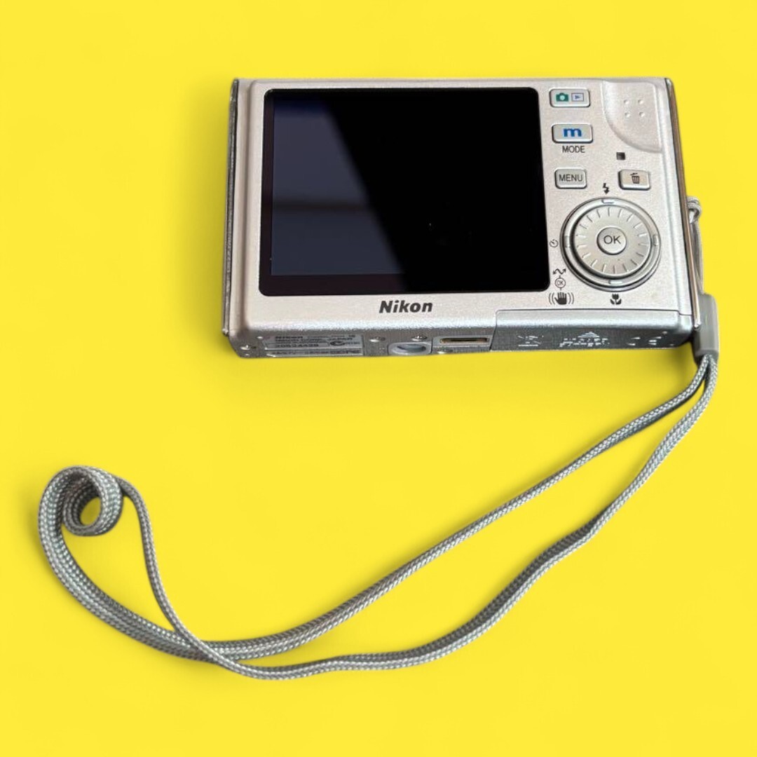 Nikon COOLPIX S8 digital camera silver Ships from JP Junk | eBay