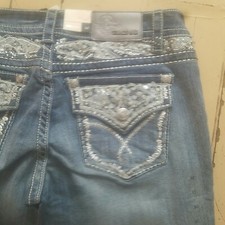 Grace in LA women's jeans size 30 bootcut embroidered actual inseam 32 inches