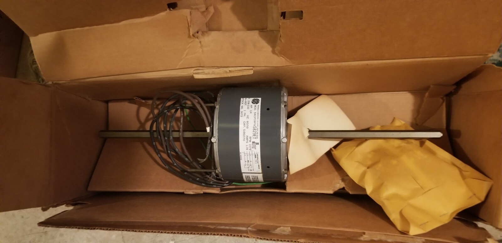 GE 1 4 HP BLOWER MOTOR 1075 RPM 208 230V 1 7A 5KCP39FG5829T Old Stock ge-1-4-hp-blower-motor-1075-rpm-208-230v-1-7a-5kcp39fg5829t-old-stock