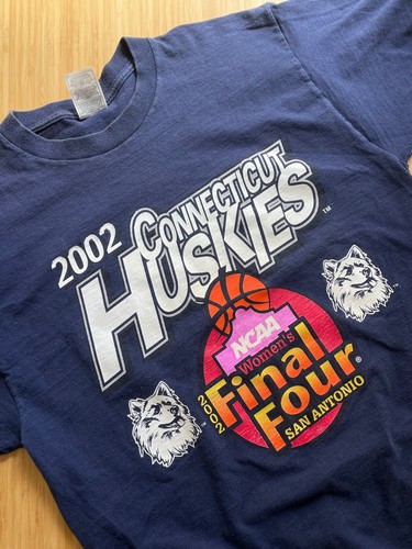 Vintage 2002 UConn Huskies Shirt Women NCAA Basketball Champions Final Four L - Picture 5 of 6