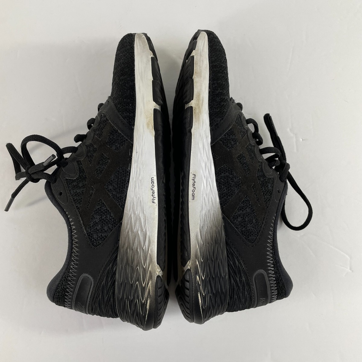 Asics RoadHawk FF Running Shoes Sz 9 1/2  Black Gray FlyteFoam Athletic Sneaker CLEARANCE!! Asics Roadhawk FF 2 MX Mens Running Shoes (D  main image 2