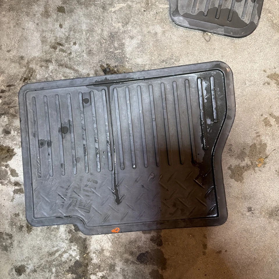 Chevrolet Silverado Sierra 1999-2007 negro fabricante de equipos originales stock Foto 4 de 4