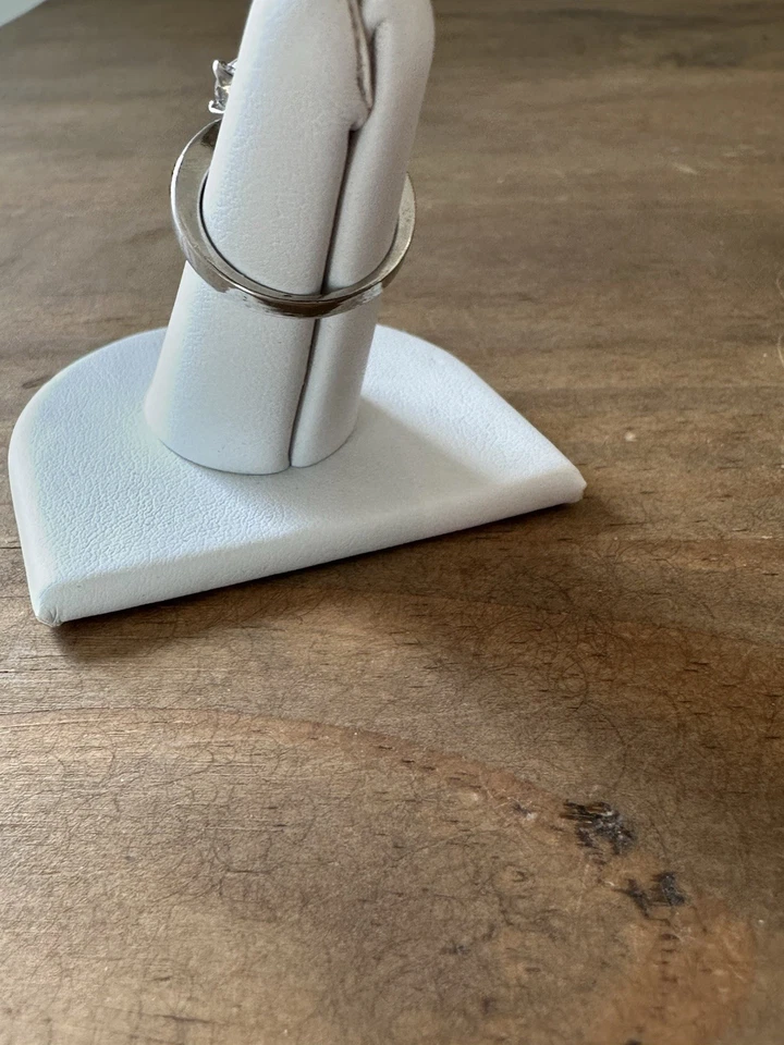 Anillo de compromiso redondo de plata 925 circonita cúbica talla 5 Foto 3 de 4