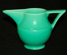 VINTAGE Creamer Jadeite California Pottery BAUER Art Deco 1930's Made in USA