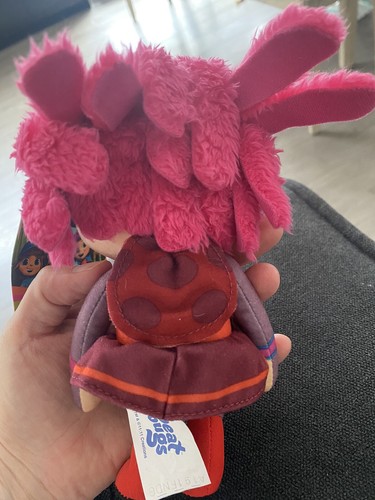 Beat Bugs Kumi Plush - Picture 4 of 4